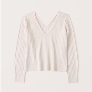 LuxeLoft Slouchy V-Neck Sweater size XS in Cream color